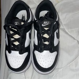 Nike panda dunks
